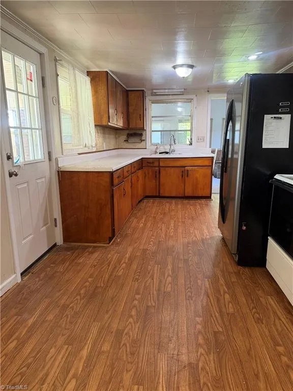 612 School Street Walnut Cove, NC 27052