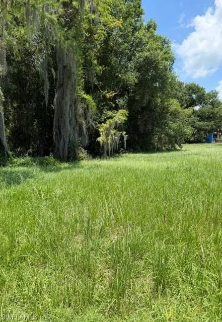 6221 AquaVista Drive Sebring, FL 33876