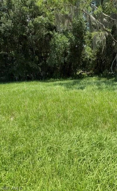 6221 AquaVista Drive Sebring, FL 33876