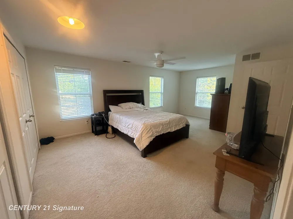 12536 Saint Andrews Way Fenton Charter Township, MI 48430