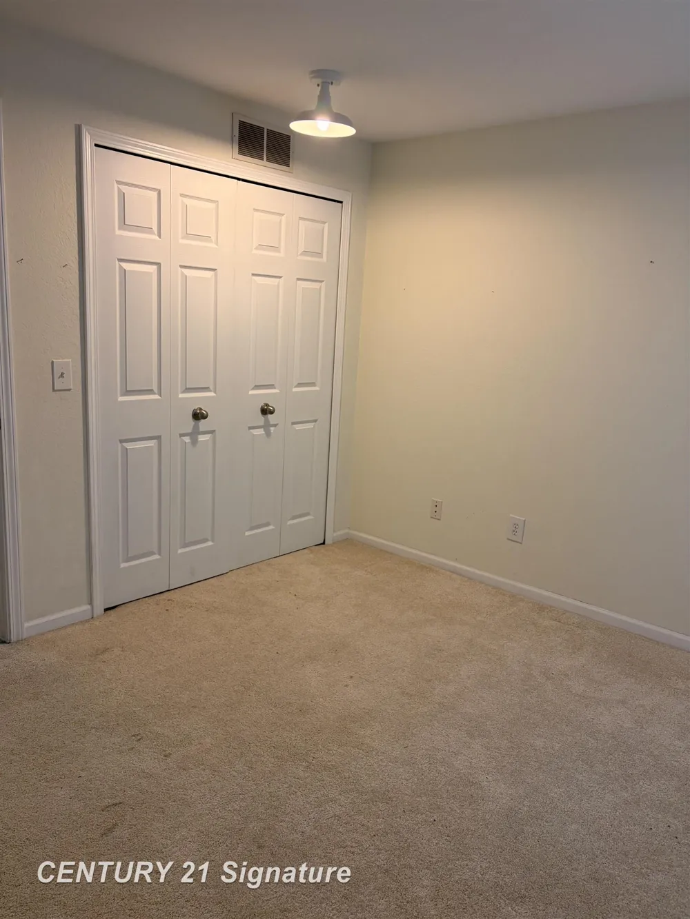 12536 Saint Andrews Way Fenton Charter Township, MI 48430