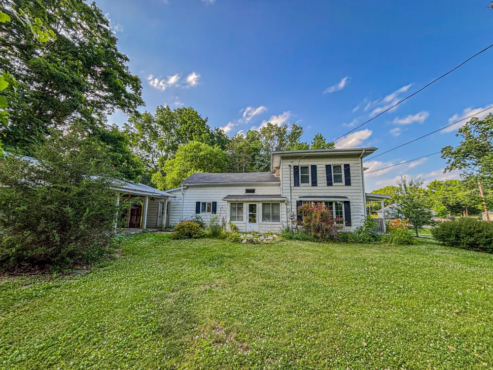 136 Sturgis Street Hubbardston, MI 48845