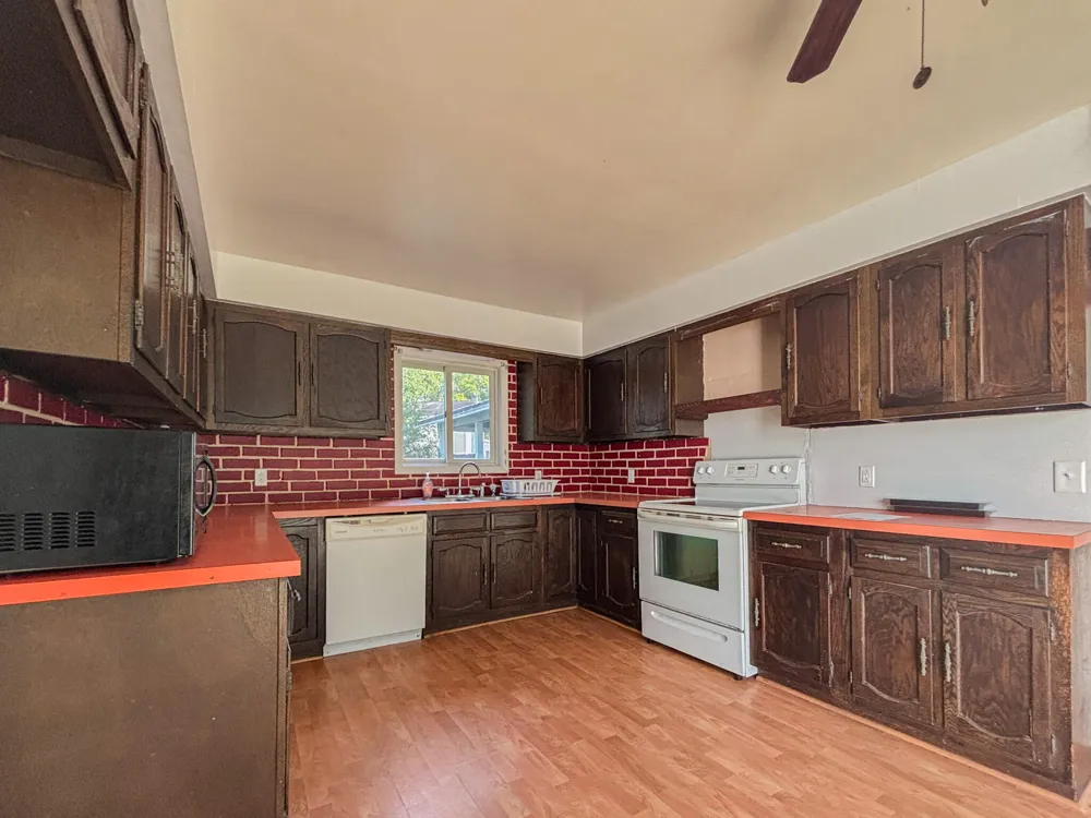 136 Sturgis Street Hubbardston, MI 48845