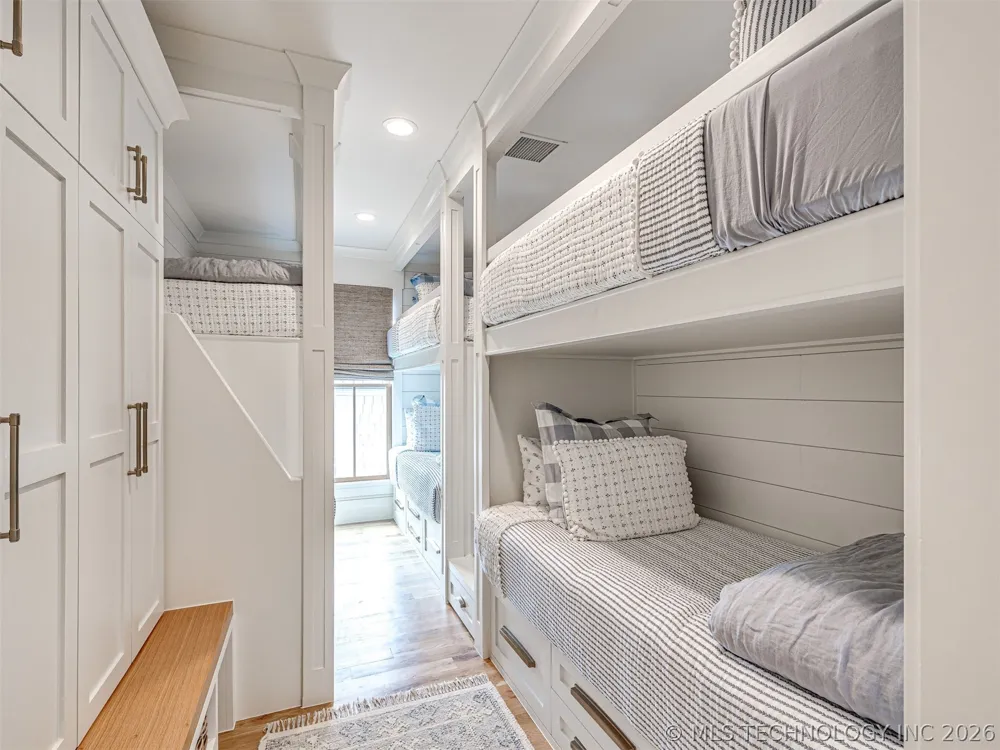 104 Ridgeline Road Carlton Landing, OK 74432