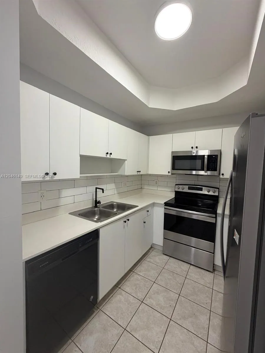 2201 Clipper Pl #5405 Dania Beach, FL 33312