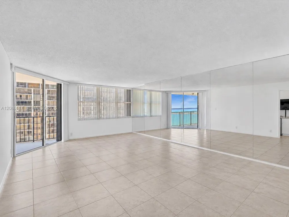 1901 Brickell Ave #B1203 Miami, FL 33129