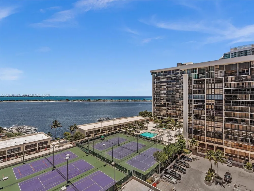 1901 Brickell Ave #B1203 Miami, FL 33129