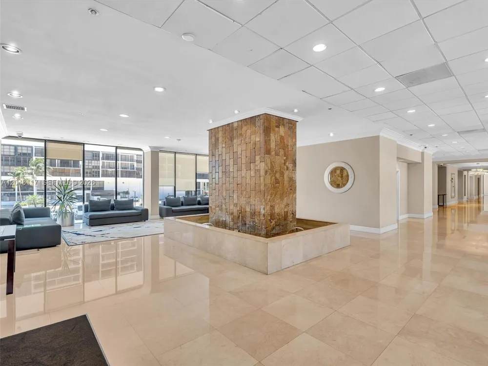 1901 Brickell Ave #B1203 Miami, FL 33129