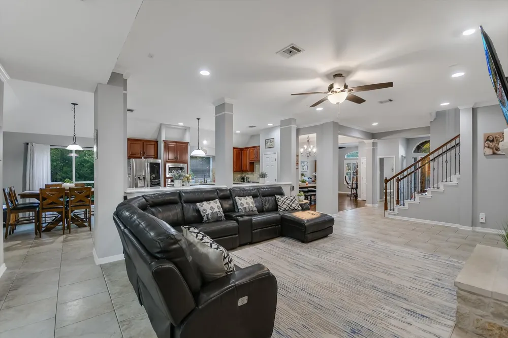 300 Wesley Ridge Drive Spicewood, TX 78669
