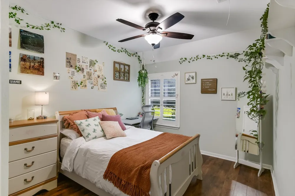 300 Wesley Ridge Drive Spicewood, TX 78669