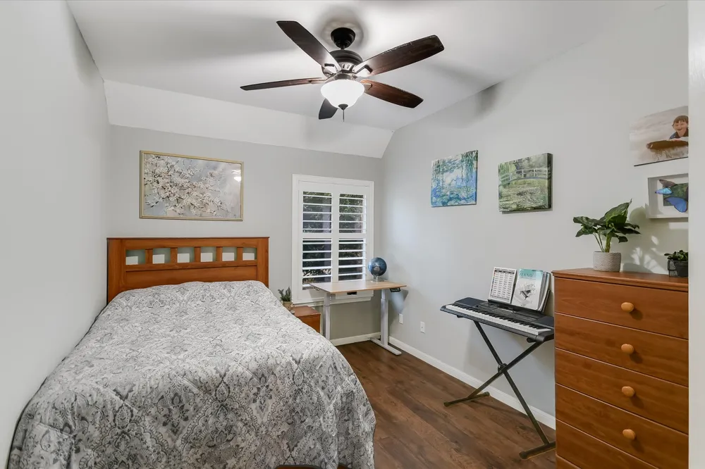 300 Wesley Ridge Drive Spicewood, TX 78669