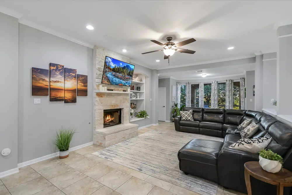 300 Wesley Ridge Drive Spicewood, TX 78669