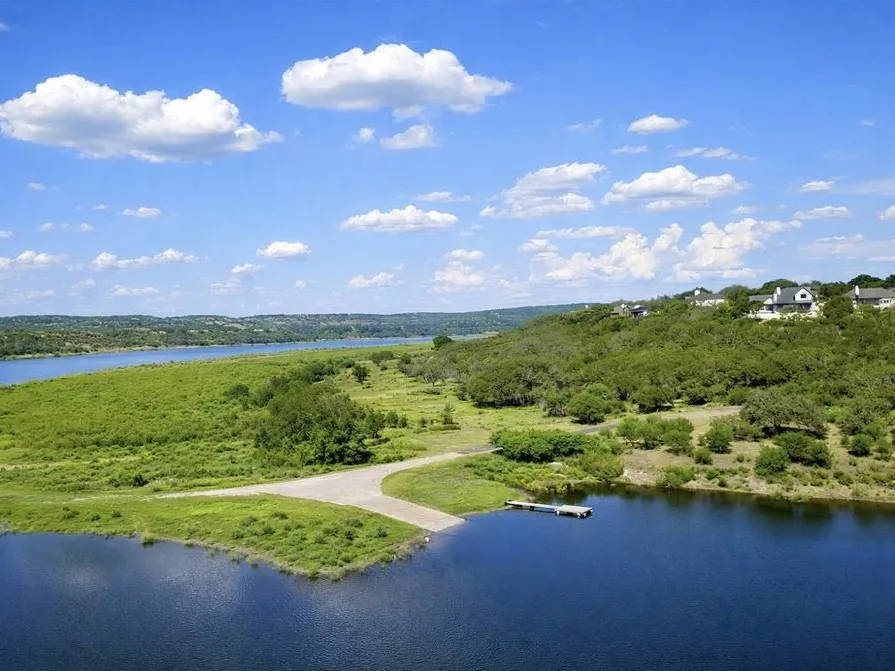 300 Wesley Ridge Drive Spicewood, TX 78669