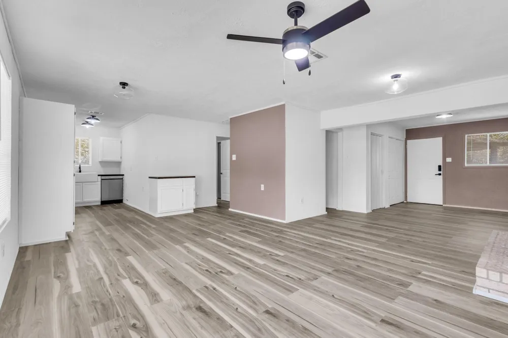917 Huckleberry Lane Warren, TX 77664