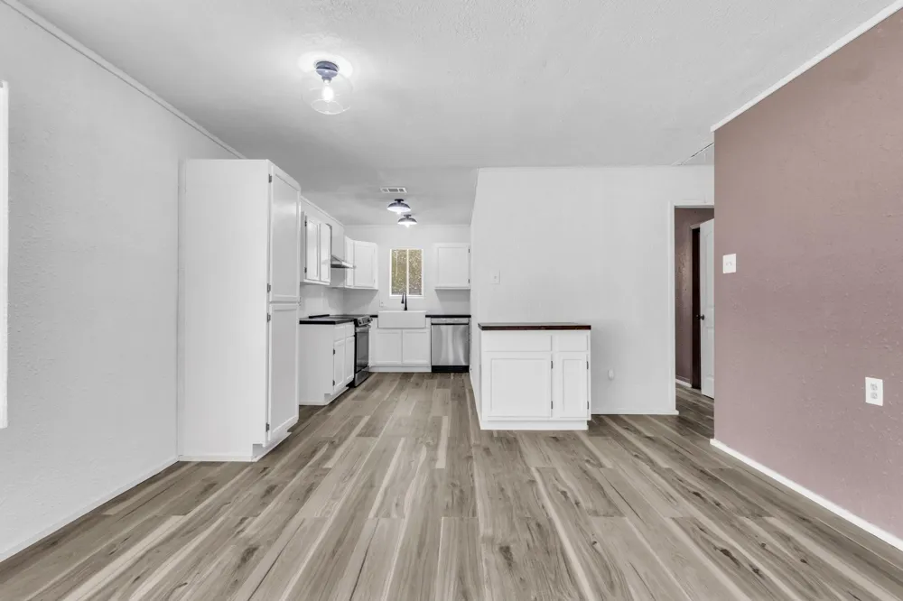 917 Huckleberry Lane Warren, TX 77664
