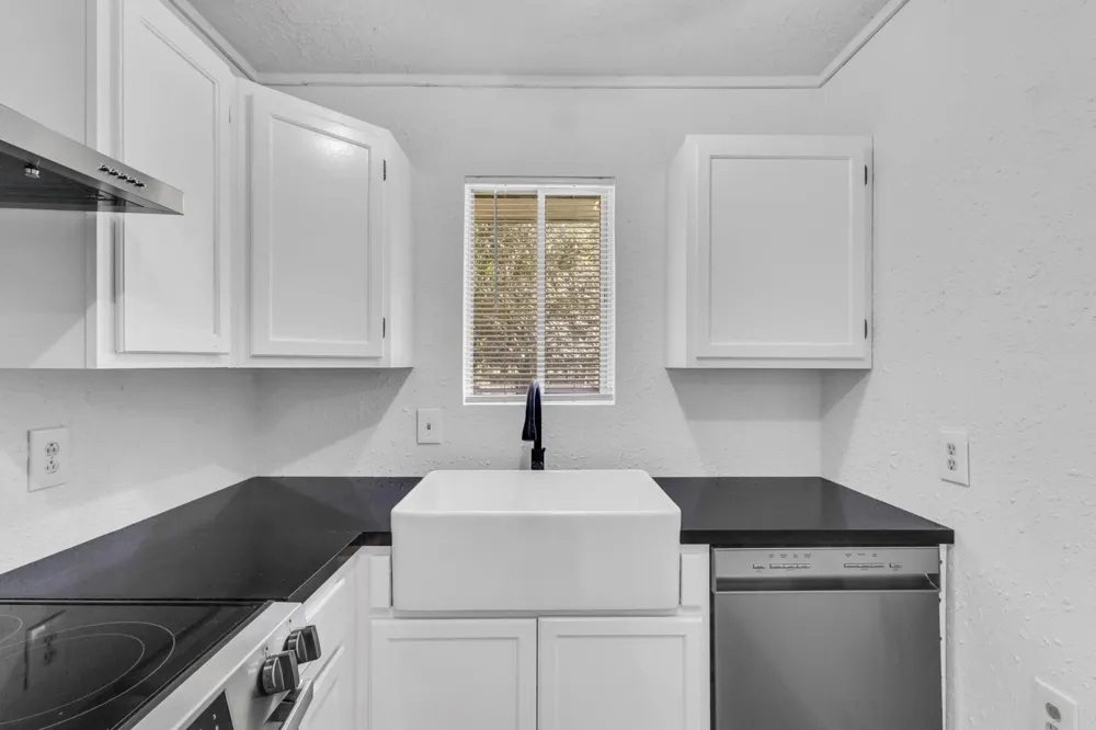 917 Huckleberry Lane Warren, TX 77664