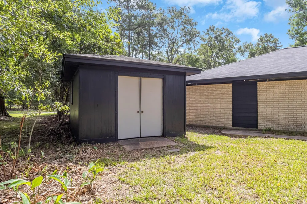 917 Huckleberry Lane Warren, TX 77664
