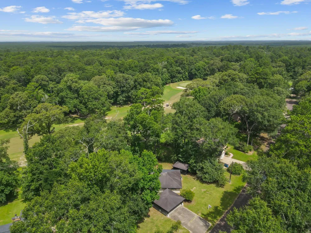 917 Huckleberry Lane Warren, TX 77664