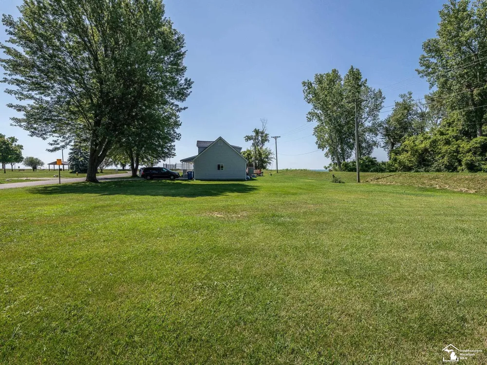 Sycamore Road Frenchtown Township, MI 48166