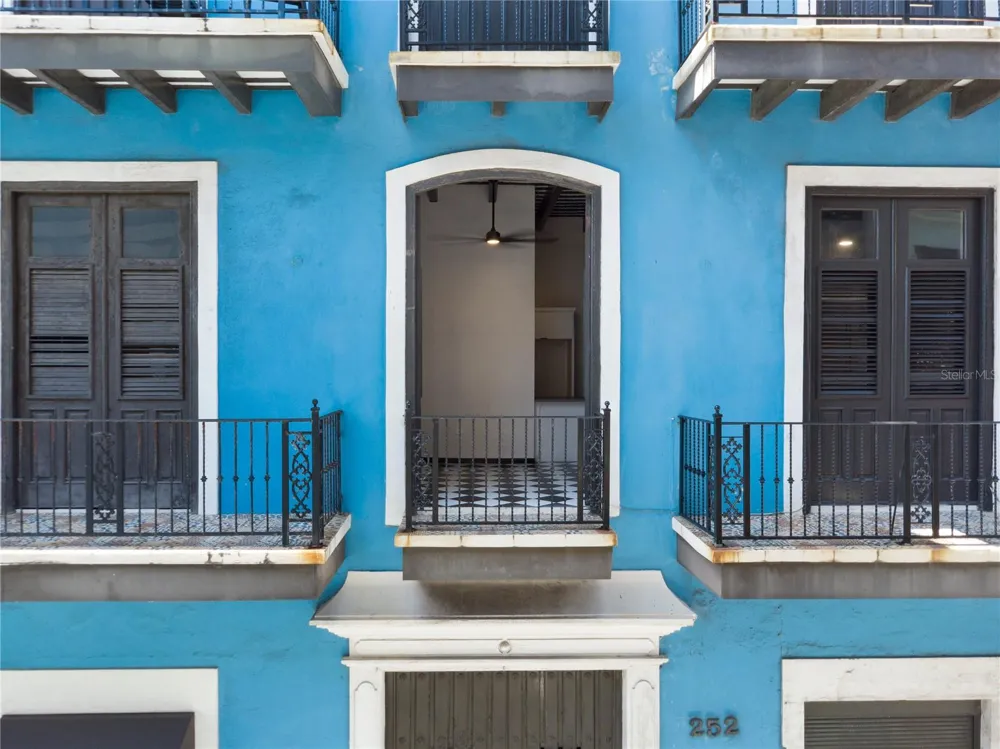 252 CALLE FORTALEZA #252 San Juan, PR 00901
