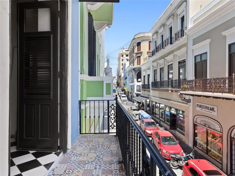252 CALLE FORTALEZA #252 San Juan, PR 00901