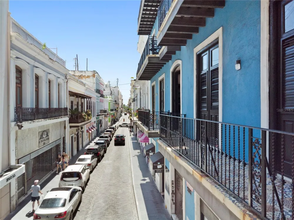 252 CALLE FORTALEZA #252 San Juan, PR 00901