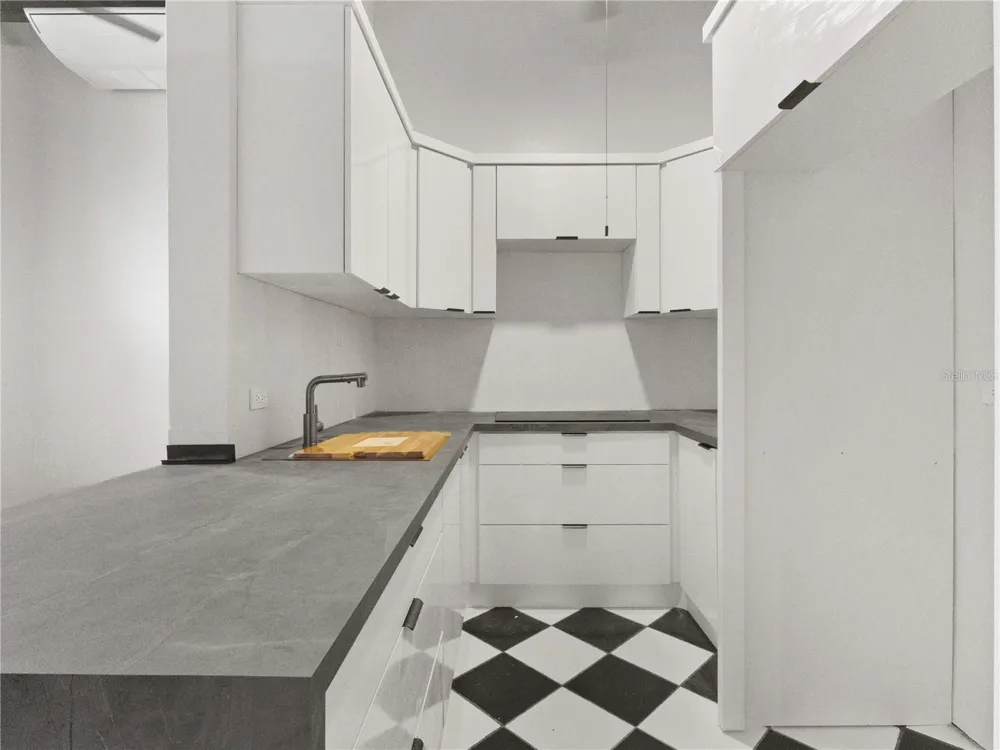 252 CALLE FORTALEZA #252 San Juan, PR 00901