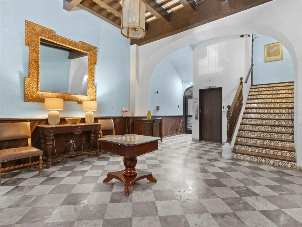 252 CALLE FORTALEZA #252 San Juan, PR 00901