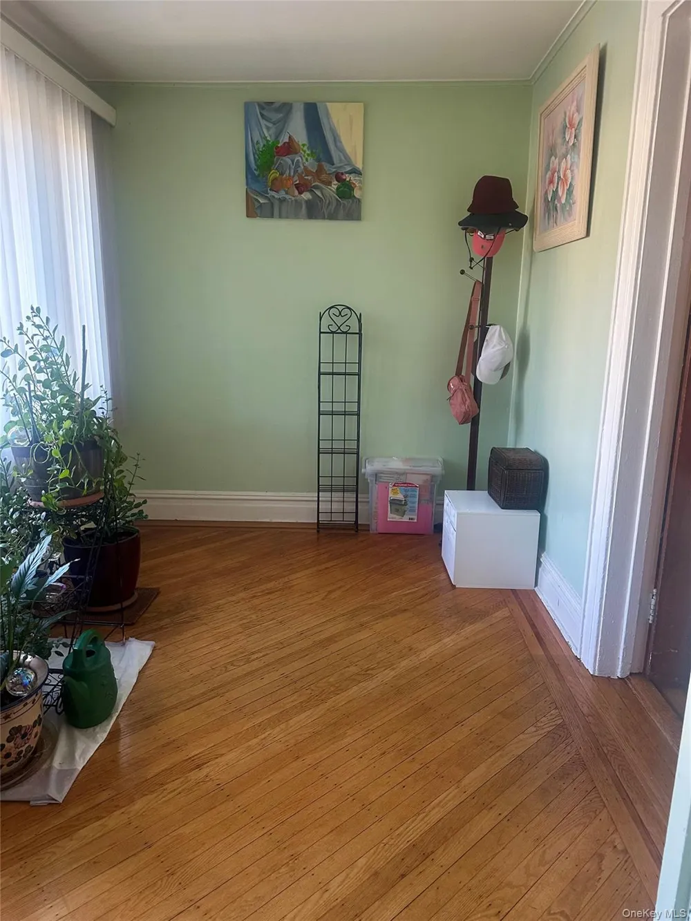 10048 222nd Street Queens Village, NY 11429