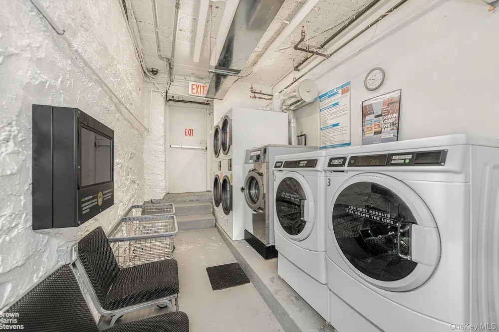 225 Bennett Avenue #60 New York (Manhattan), NY 10040