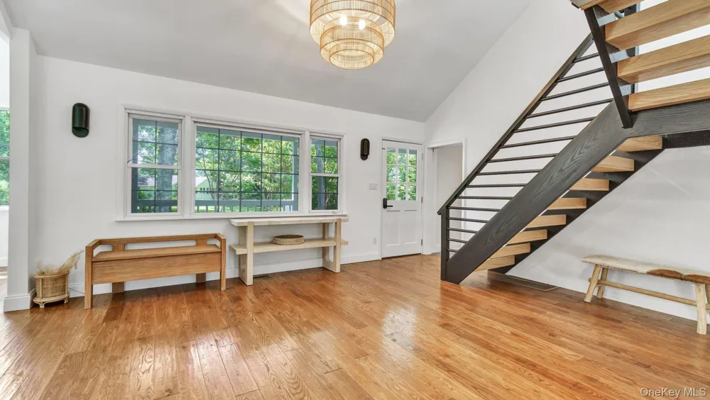 18 Bay View Road Southampton, NY 11968