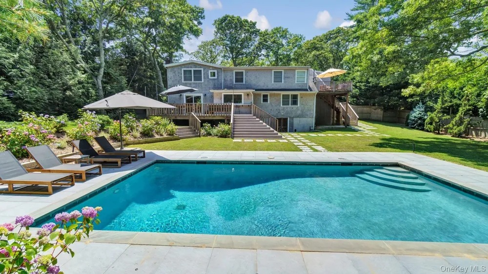 18 Bay View Road Southampton, NY 11968