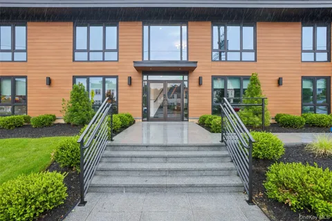 325 Manville Road #201