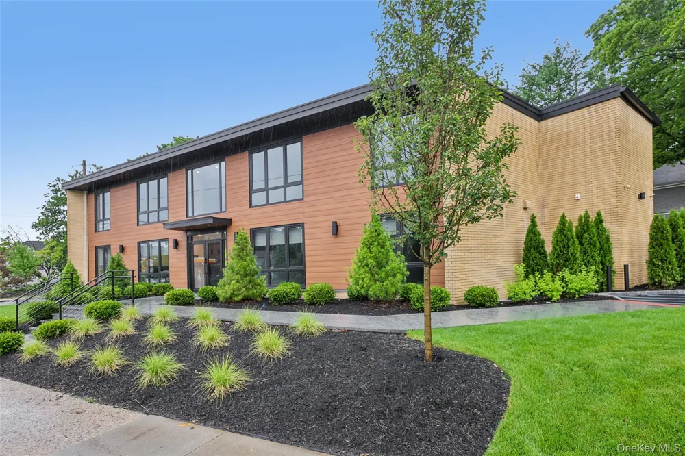 325 Manville Road #102 Pleasantville, NY 10570