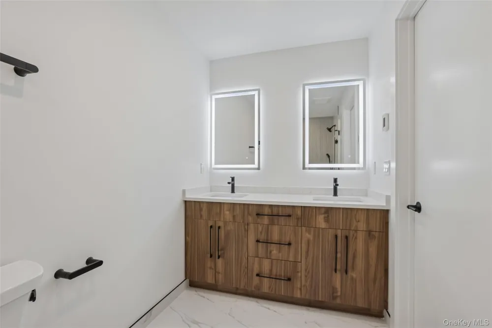 325 Manville Road #102 Pleasantville, NY 10570