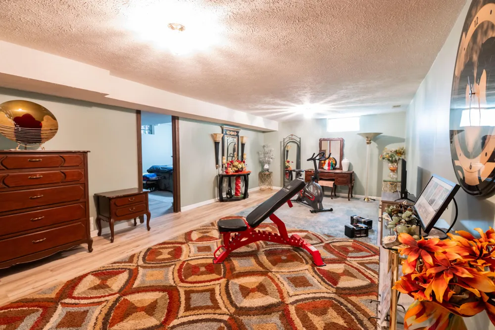 989 McCabe Avenue NE Ada Township, MI 49301