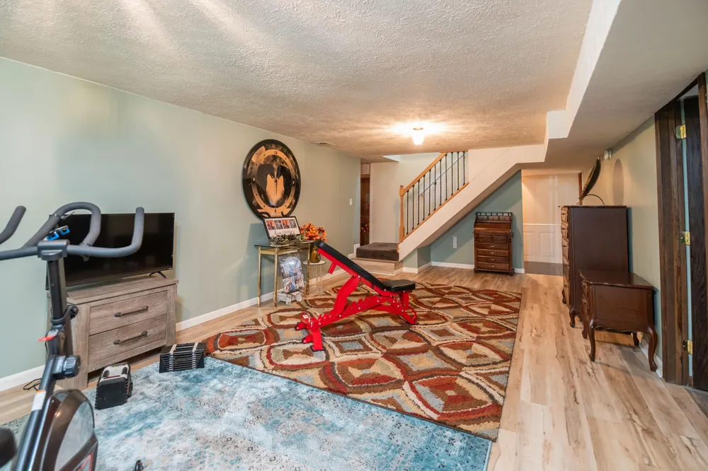 989 McCabe Avenue NE Ada Township, MI 49301