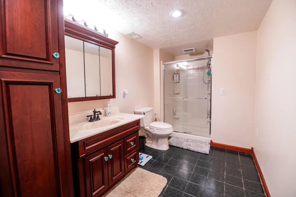 989 McCabe Avenue NE Ada Township, MI 49301