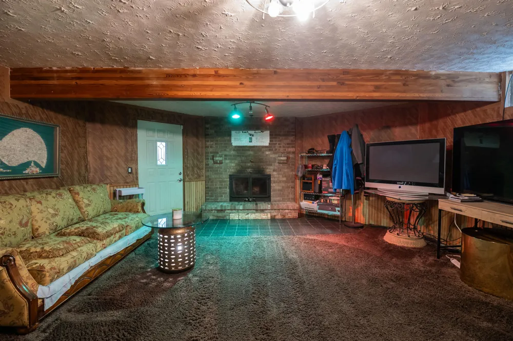 989 McCabe Avenue NE Ada Township, MI 49301