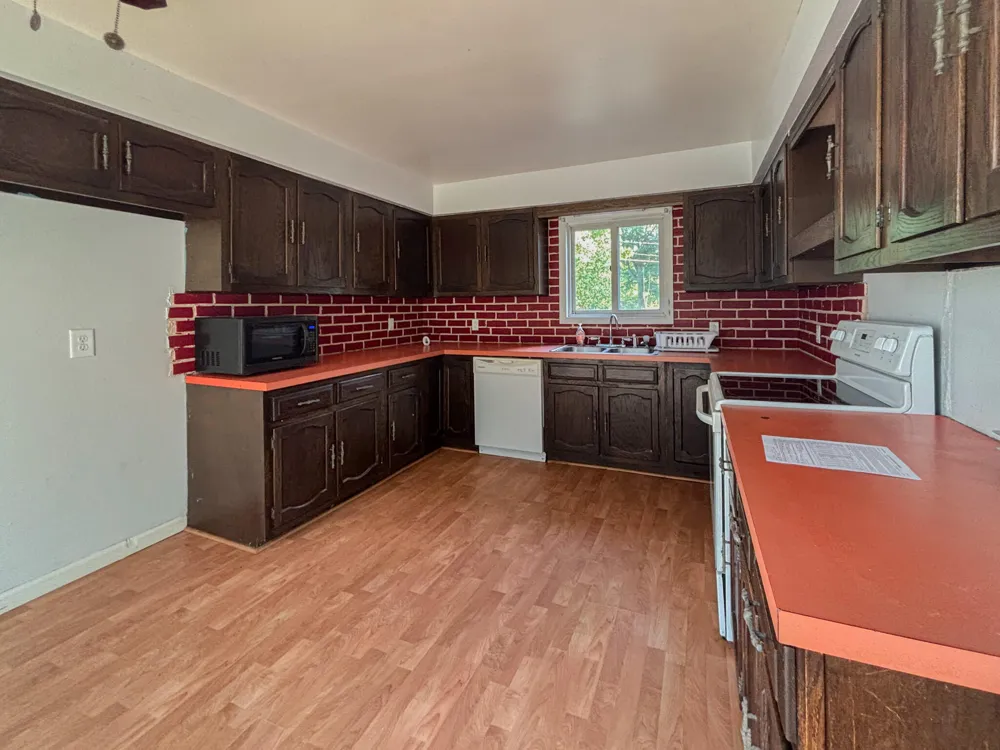 136 Sturgis Street Hubbardston Village, MI 48845