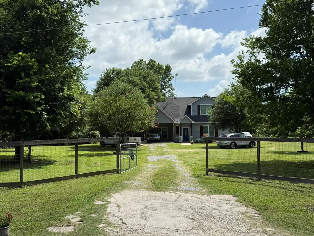 8380 Shady Lane Bryan, TX 77808