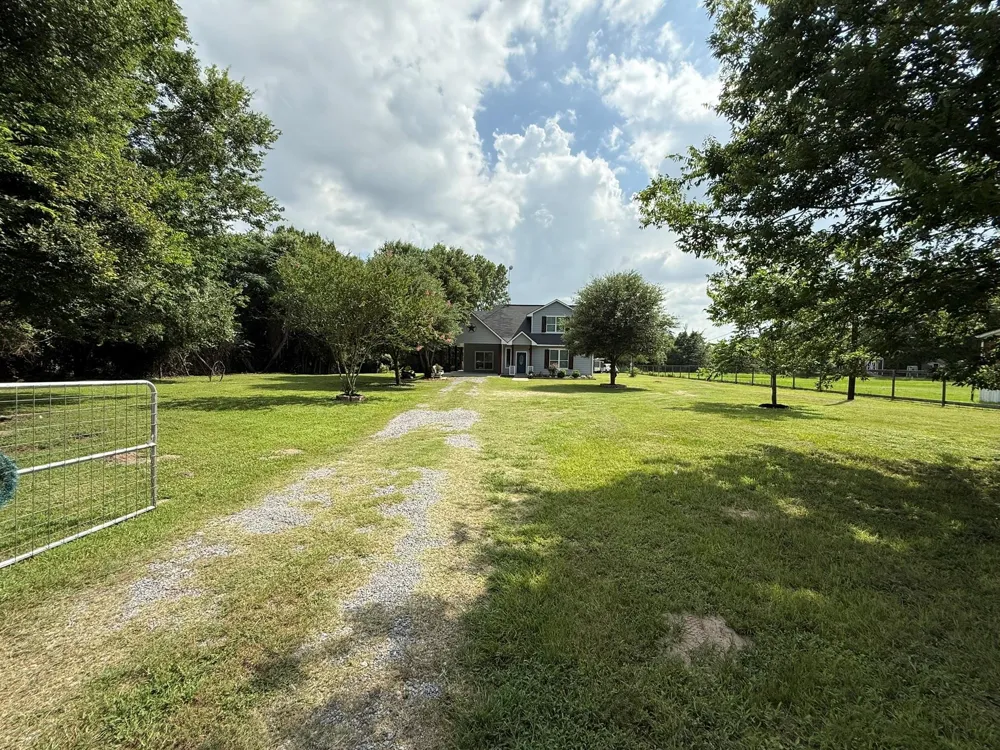 8380 Shady Lane Bryan, TX 77808