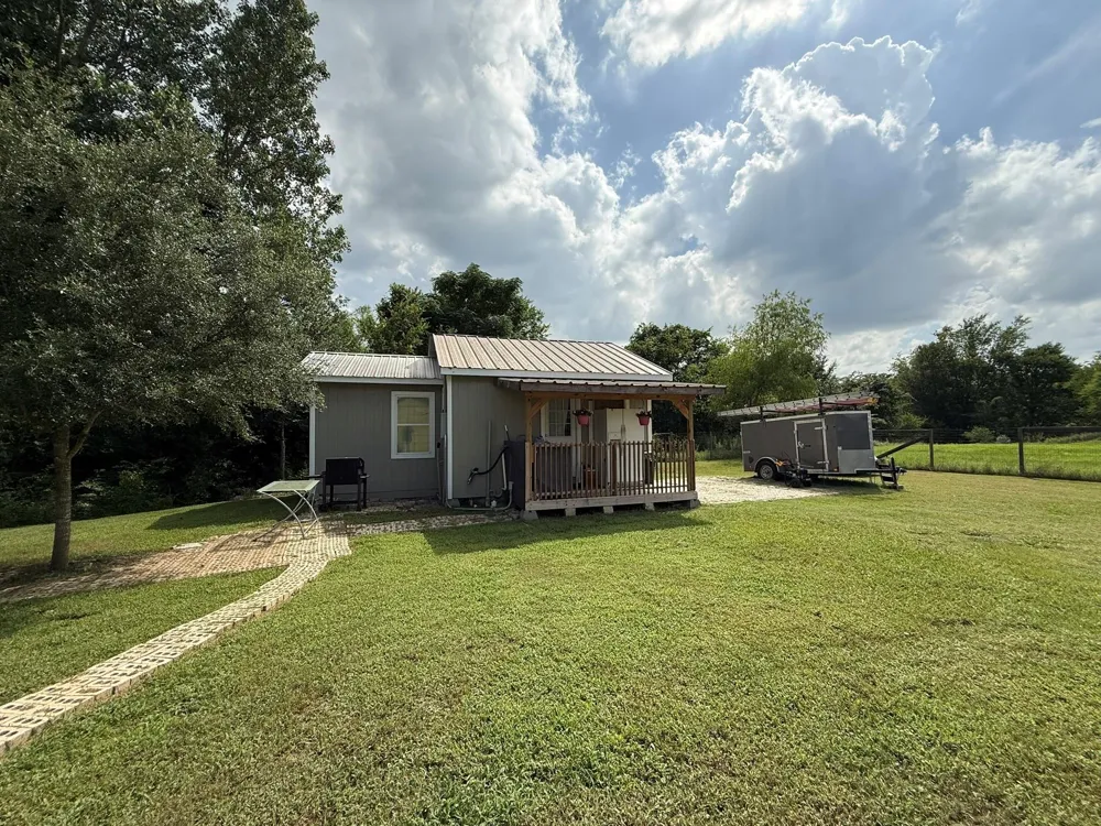 8380 Shady Lane Bryan, TX 77808