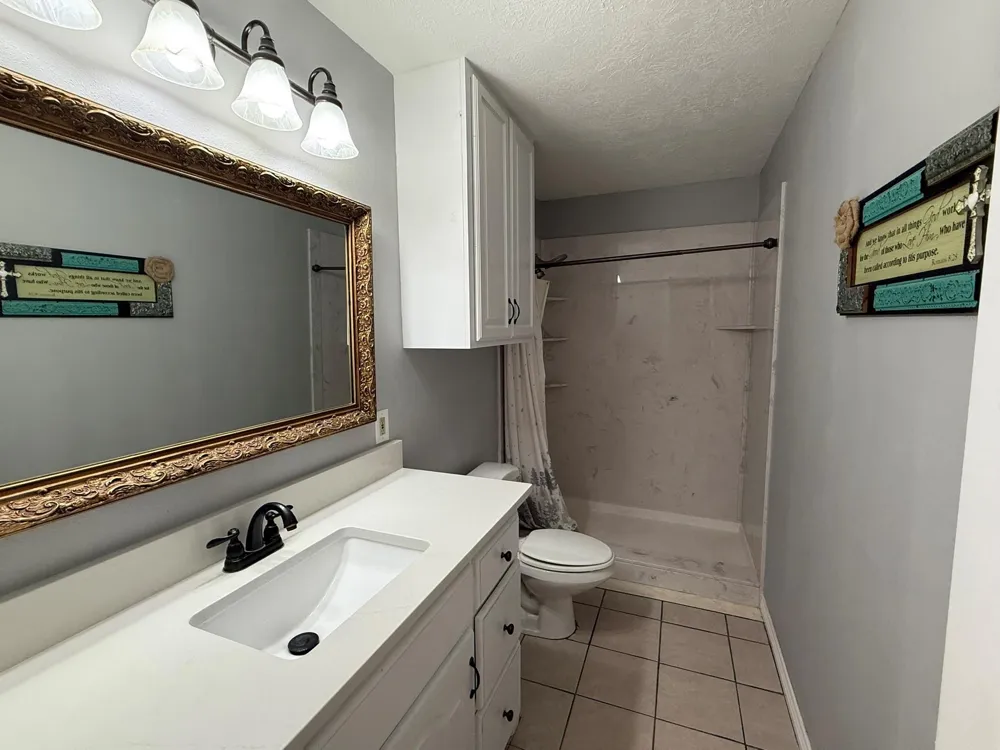 8380 Shady Lane Bryan, TX 77808