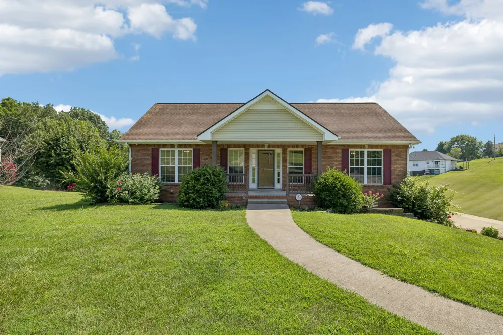 1007 Copper Kettle Cir Pleasant View, TN 37146