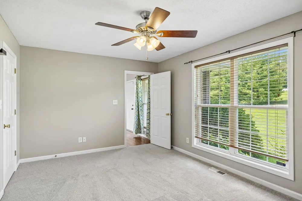 1007 Copper Kettle Cir Pleasant View, TN 37146