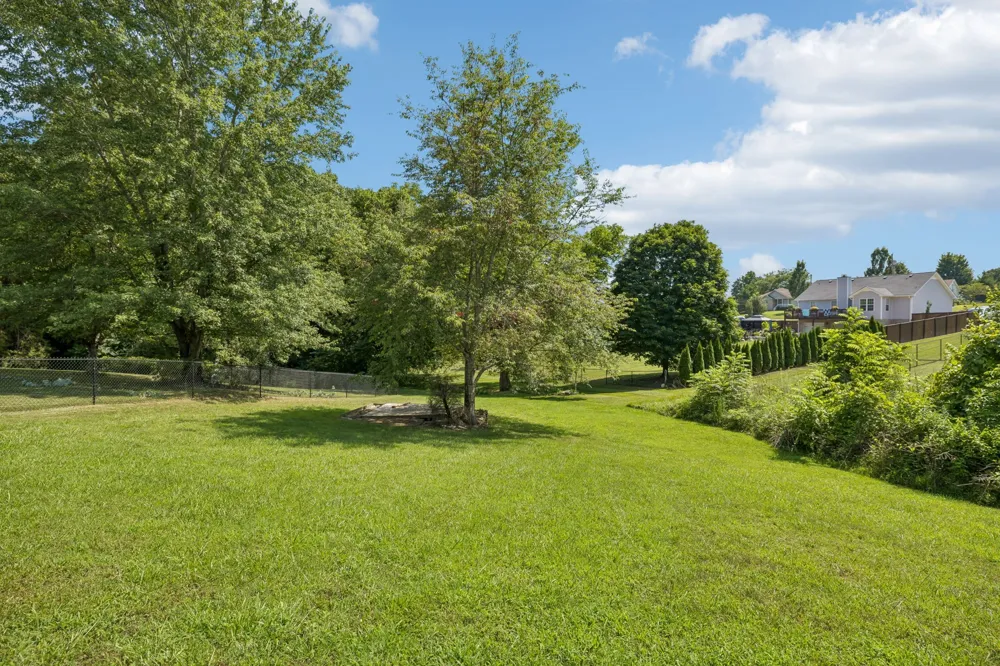 1007 Copper Kettle Cir Pleasant View, TN 37146