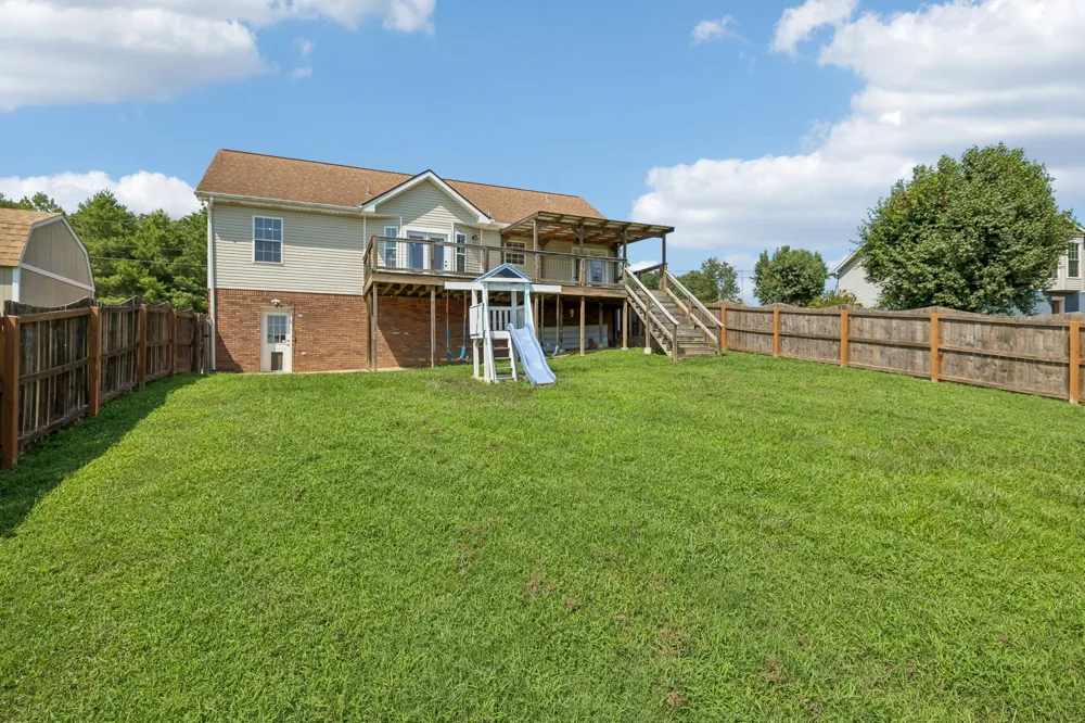1007 Copper Kettle Cir Pleasant View, TN 37146