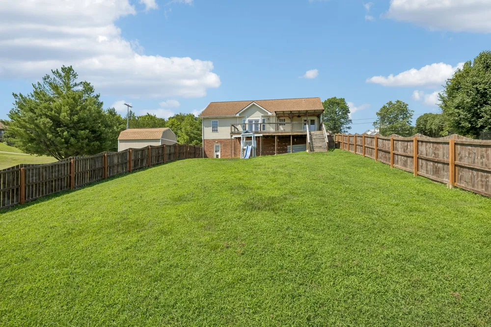 1007 Copper Kettle Cir Pleasant View, TN 37146