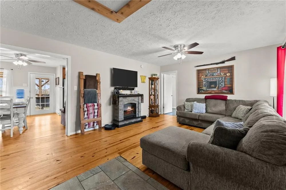 4264 Highway 105 Baldwin, GA 30511